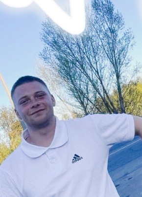 Кирил из Горад Гомели 22 года