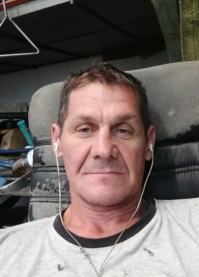 Алексей из Новосибирска 46 лет
