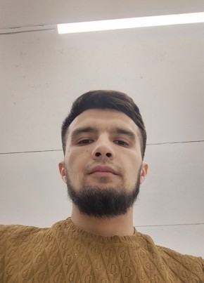 Эмомали из Берёзовския 23 года