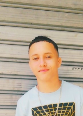Andrés, 23, República de Santo Domingo, Santo Domingo