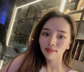 Selly, 28, Malacca