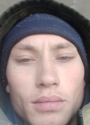 Анатолий, 26, Россия, Хотьково