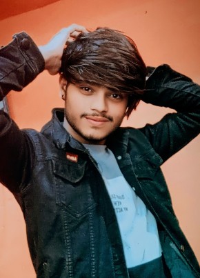 Mr.Aryan, 18, India, Ahmedabad