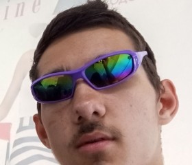 Roberto, 20, Kaliningrad