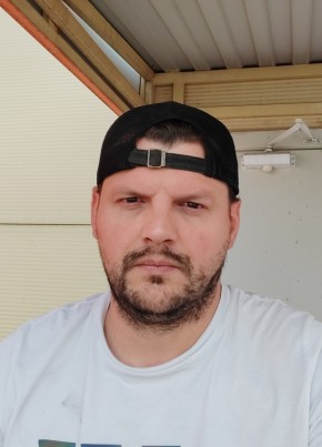 Александр из Видное 42 года
