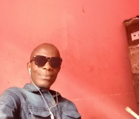 Buzo, 44 года, Freetown