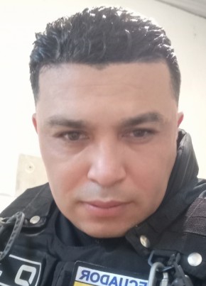Adrián, 39, República del Ecuador, Guayaquil