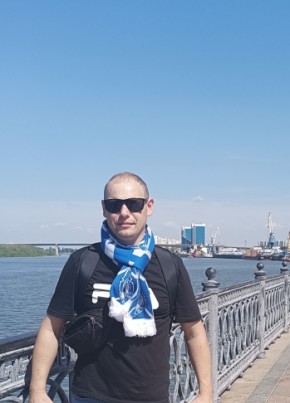 Игорь, 38, Россия, Энгельс