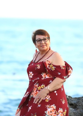 Lena из Schweinfurt 61 год