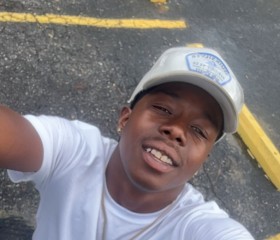 803Ty, 26, Charlotte