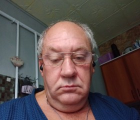 Юрий, 59 лет, Троицк (Московская обл.)