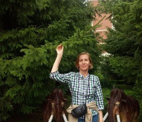 Yuliya, 55, Yekaterinburg