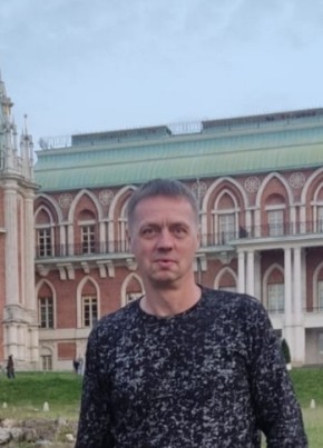 Александр из Москвы 51 год