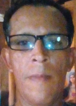 armando из Managua 54 года