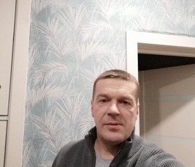 Олег, 45 лет, Новый Уренгой