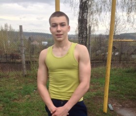 Иван, 26 лет, Суворов