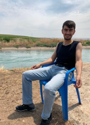 Hasan Can, 25, Türkiye Cumhuriyeti, Batman