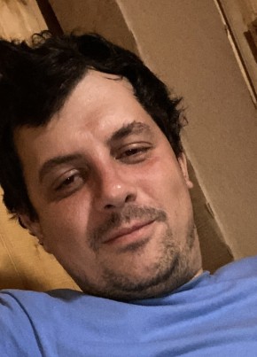 Sergey, 31, Russia, Mikhnyovo