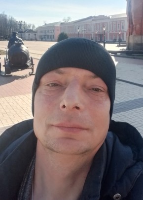 Роман из Старой Руссы 18 лет
