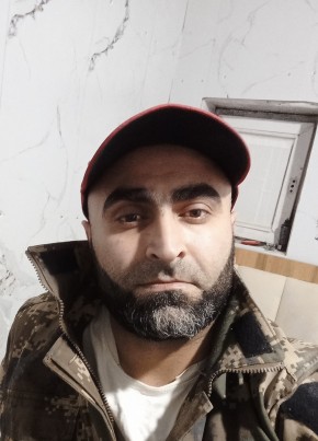 Ali Yuzbashev, 36, Kyrgyzstan, Bishkek