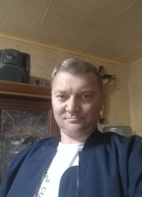 Sergey, 47, Russia, Gatchina