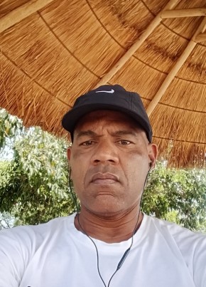 João Ribeiro Fer из Hortolândia 54 года
