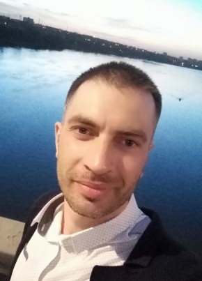 Pavel, 37, Russia, Ipatovo