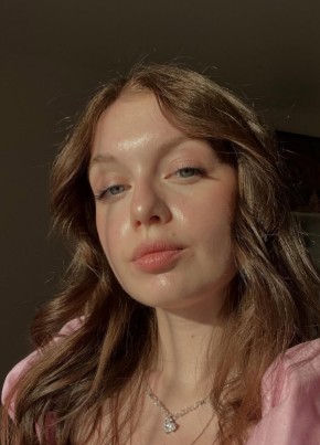 Юлия из Paris 24 года
