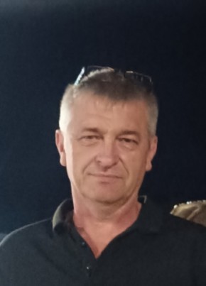 Виталий из Майкопа 48 лет