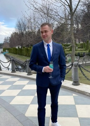 Евгений из Владикавказа 42 года