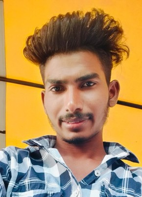 Vijay Darbar, 18, India, Vadodara