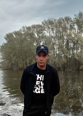 Евгений из Новокуйбышевска 30 лет