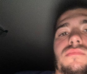 Alessio, 22, Cagliari