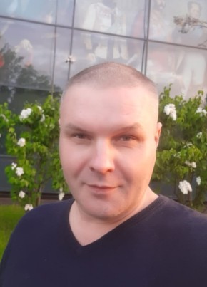 Василий из Москвы 46 лет