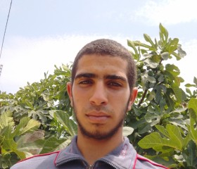 صلاح, 18, Annaba