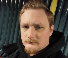 Max, 24, Vienna