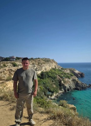 Михаил из Севастополи 38 лет