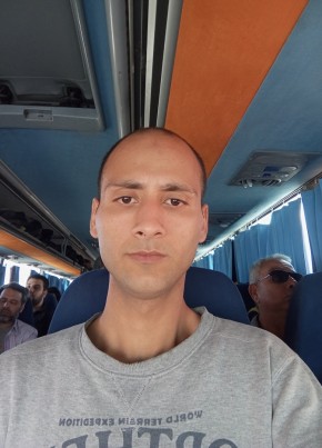 احمد محمد كمال, 29, جمهورية مصر العربية, القاهرة