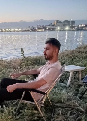 مصطفى из İstanbul 19 лет