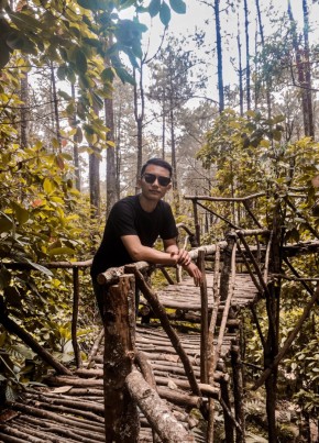 adam wicaksono, 26, Malaysia, Simanggang