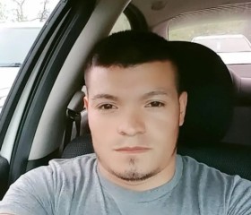 Moises, 18, San Antonio