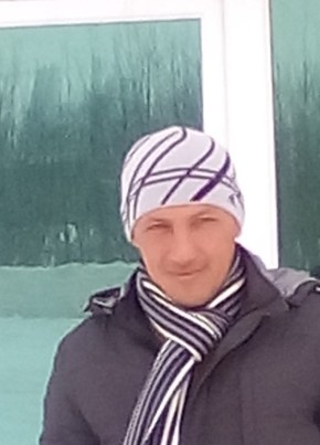 Игорь, 53, Россия, Новониколаевский
