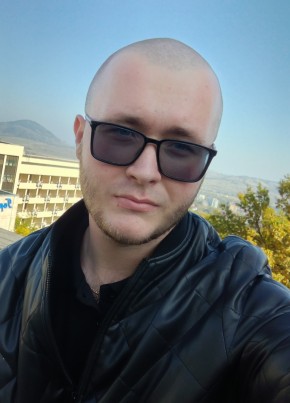 Artëm, 20, Russia, Zheleznovodsk