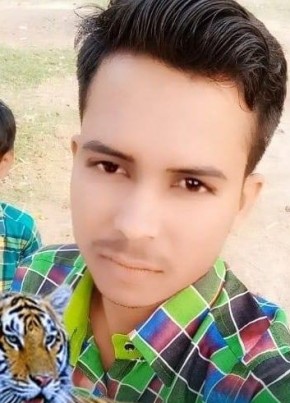 Rajveer Arya, 22, India, Bisauli