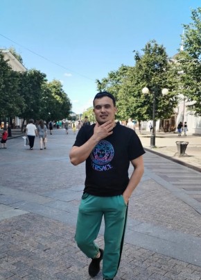 Азат, 27, Россия, Пенза