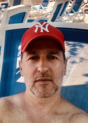 Ömer, 44, Türkiye Cumhuriyeti, İstanbul