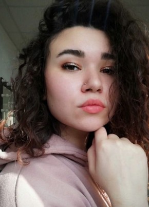 Елена, 23, Россия, Москва