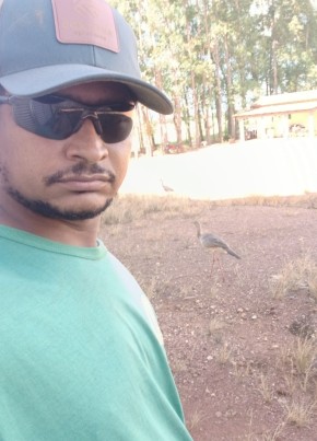 José из Barra do Garças 33 года