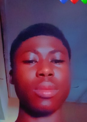 Angel, 20, Nigeria, Lagos