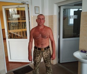 Антон, 46 лет, Рівне